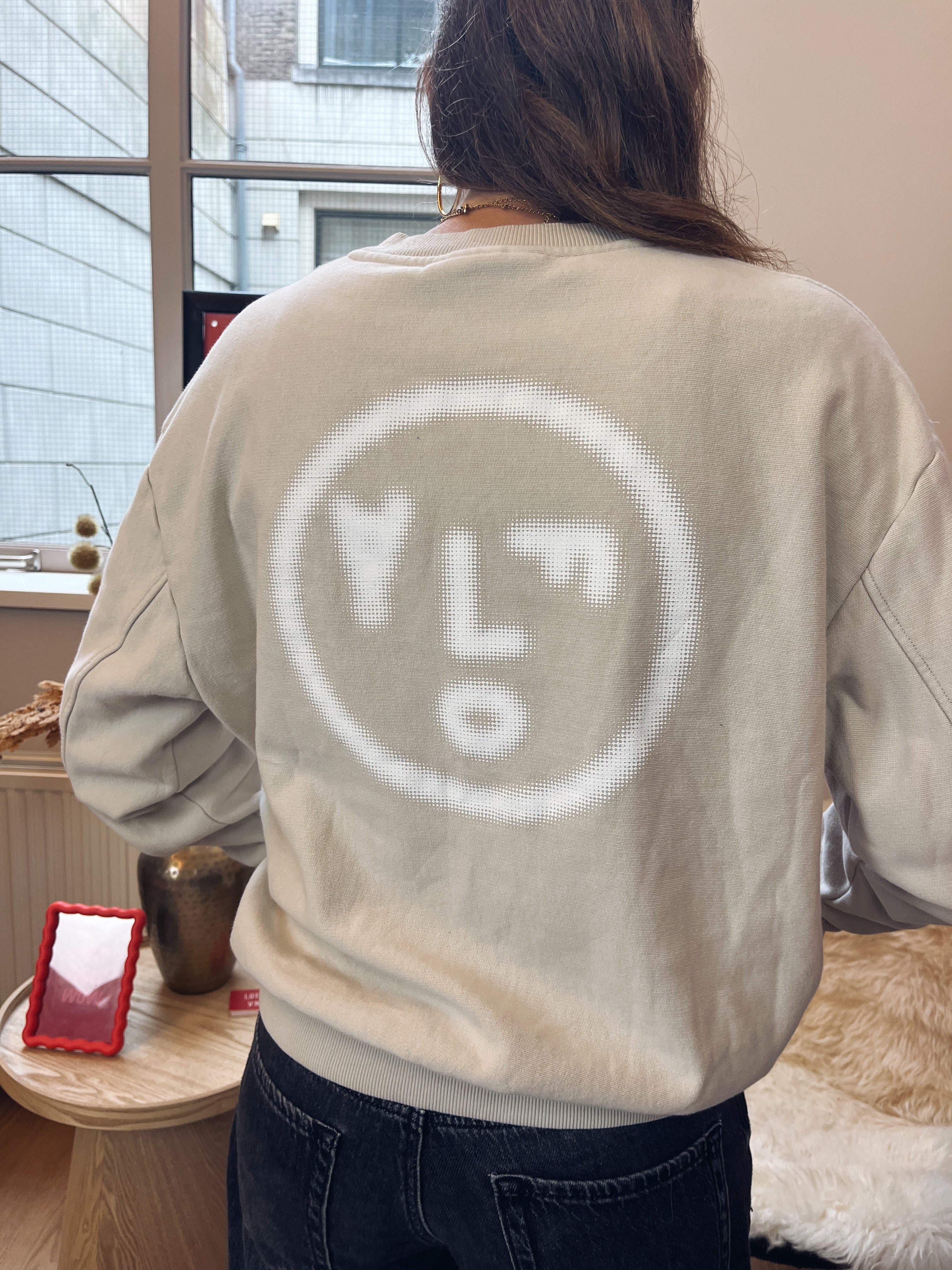 Ølaf sweater met backprint