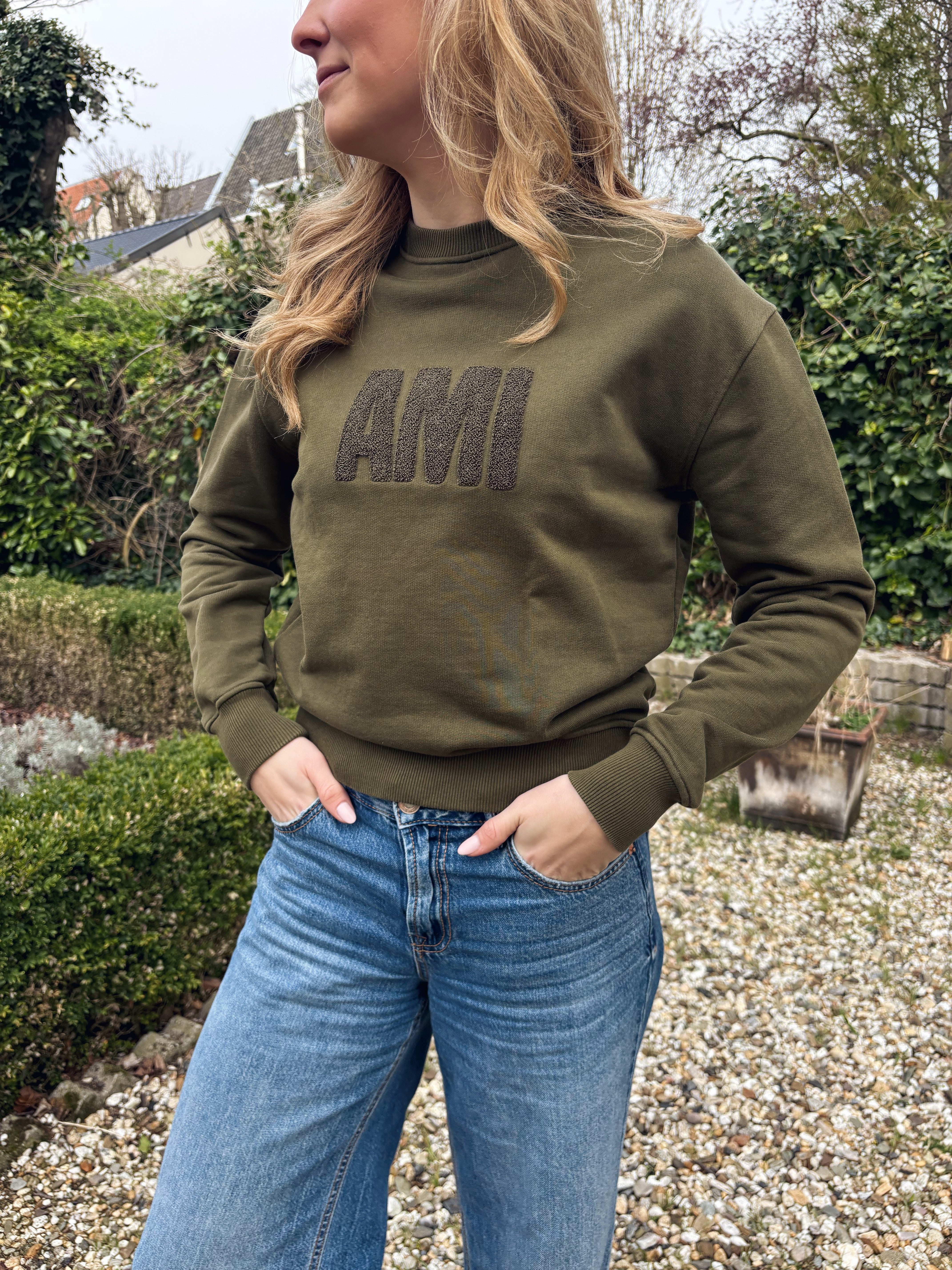 Ami Paris sweater