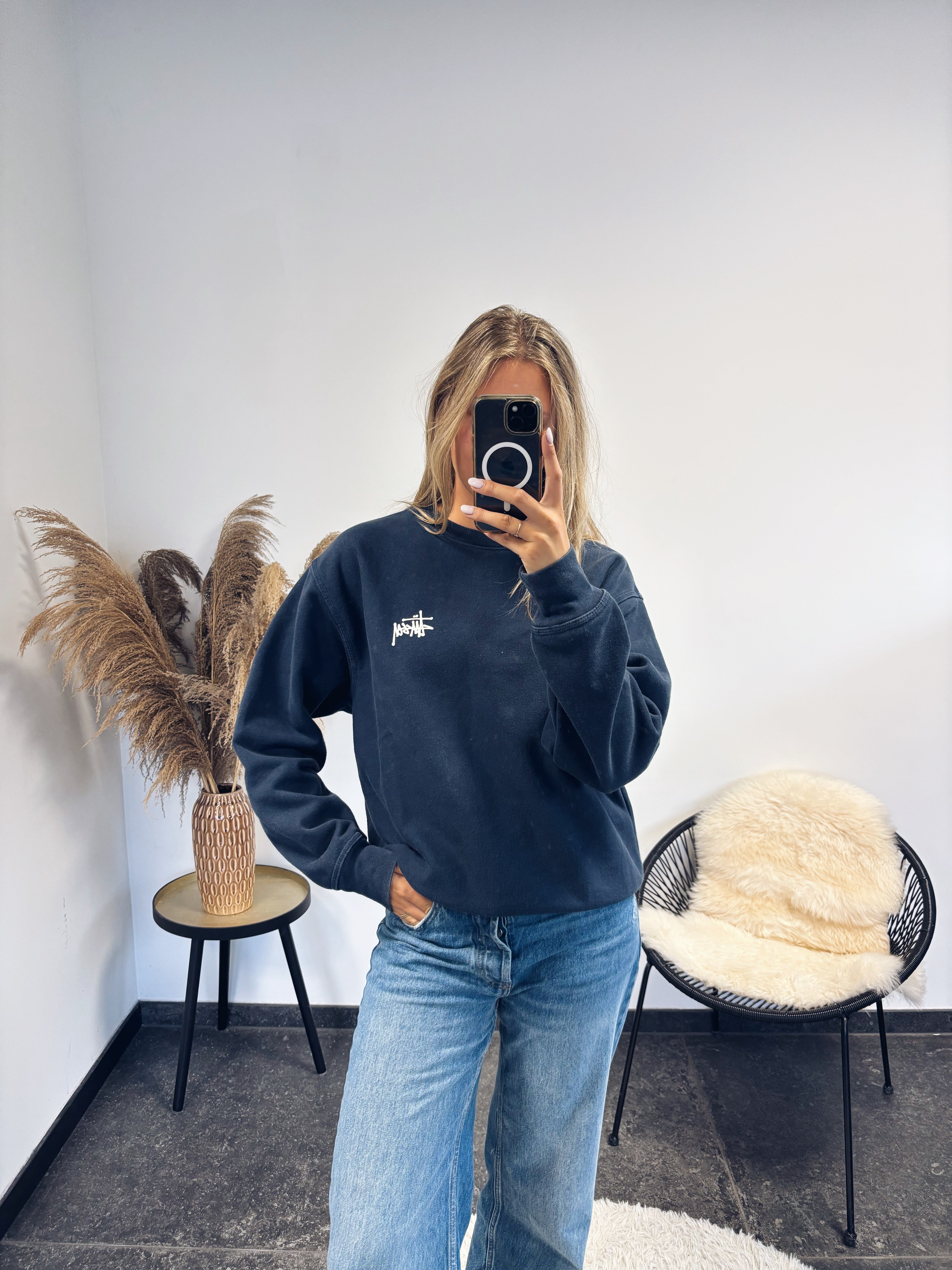 Stüssy sweater