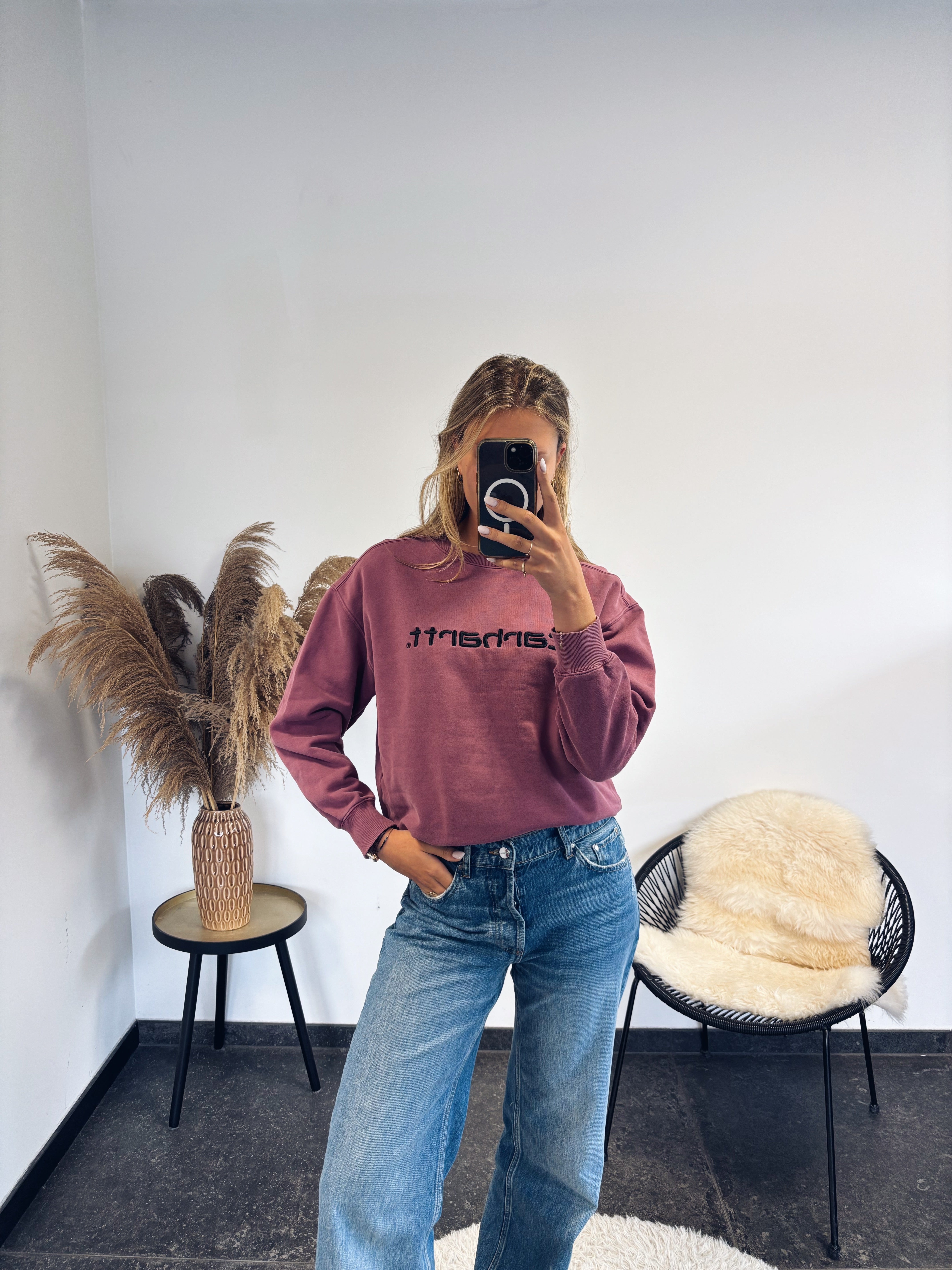 Carhartt sweater