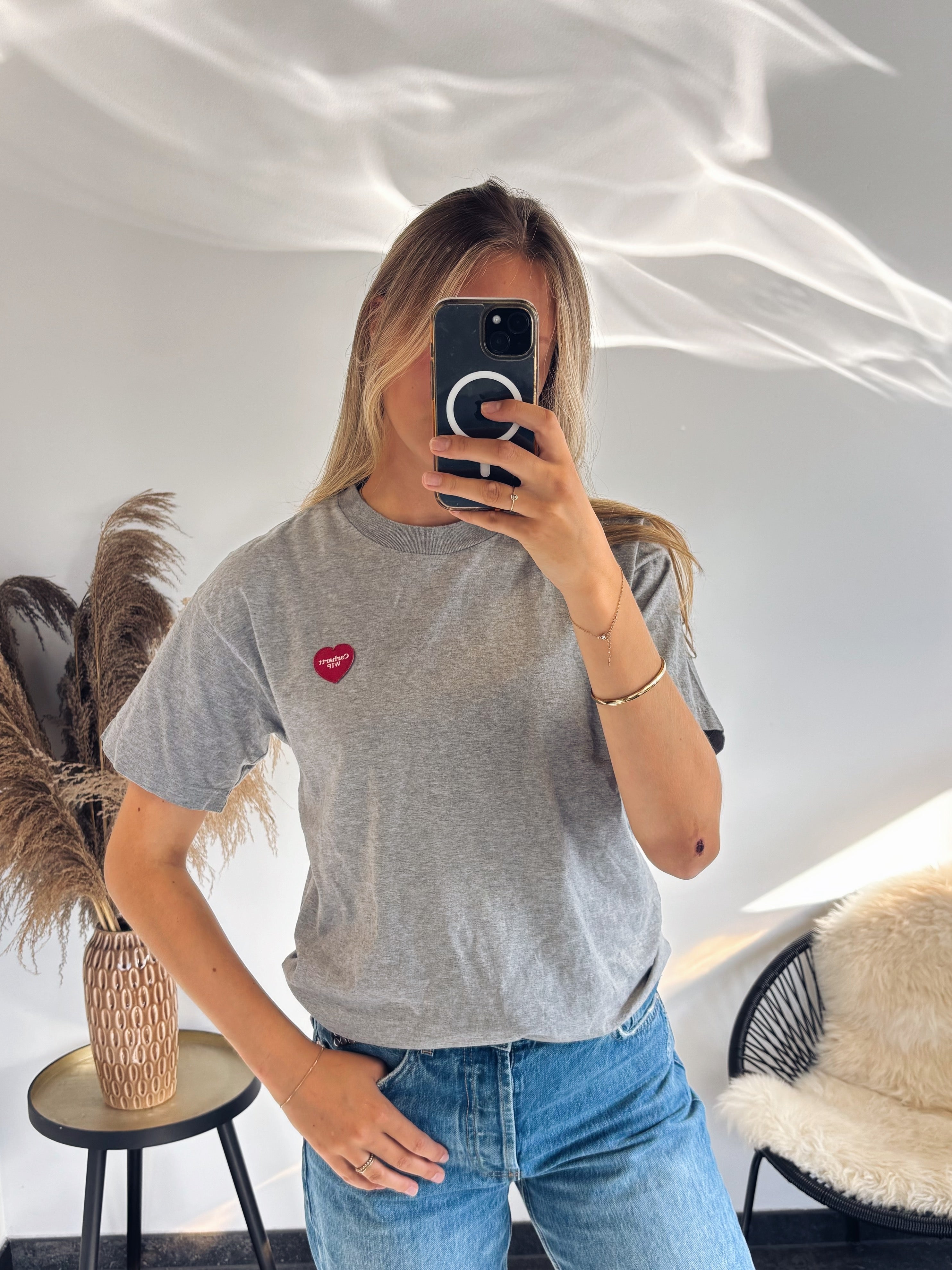 Carhartt t-shirt