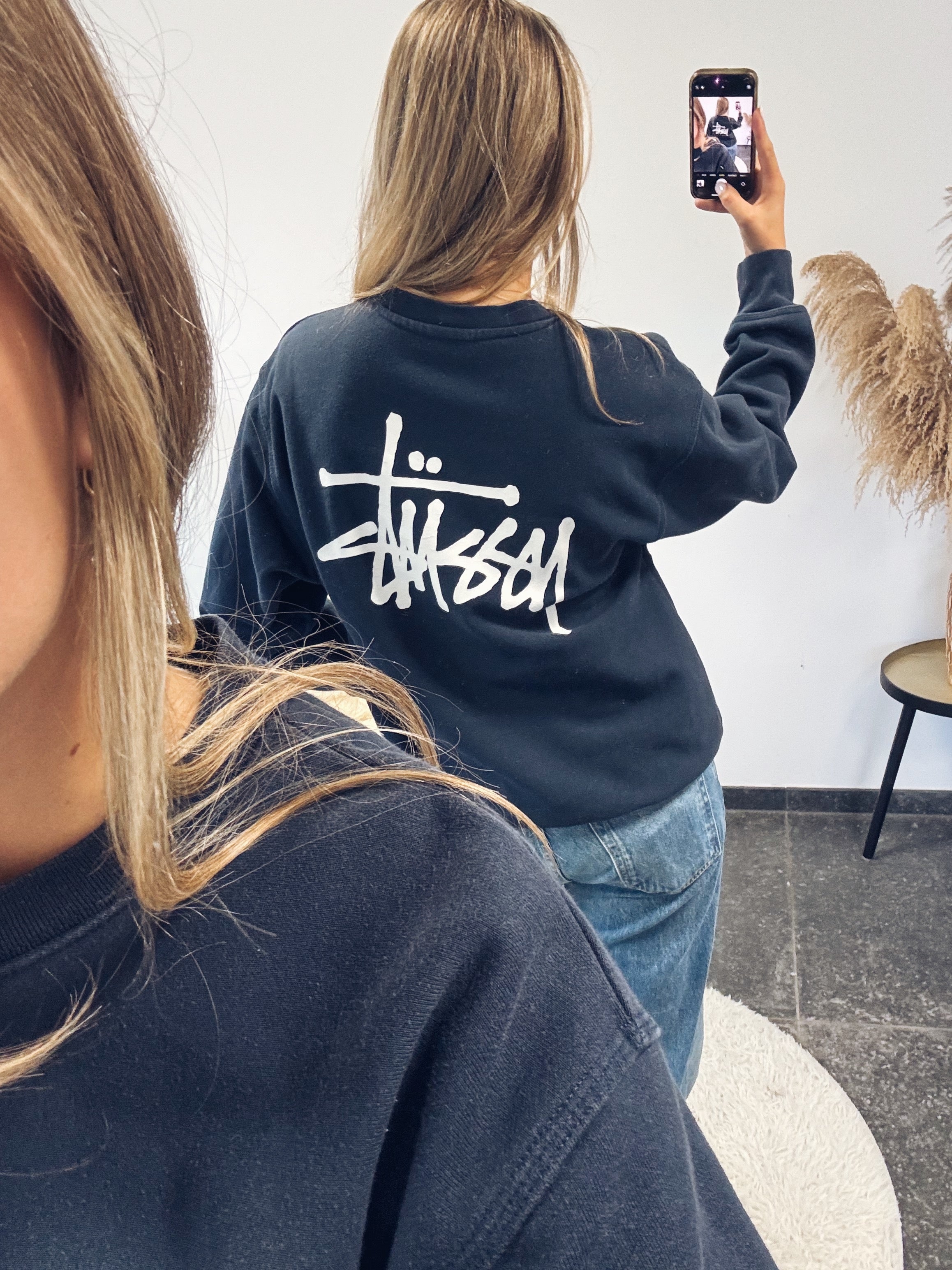 Stüssy sweater