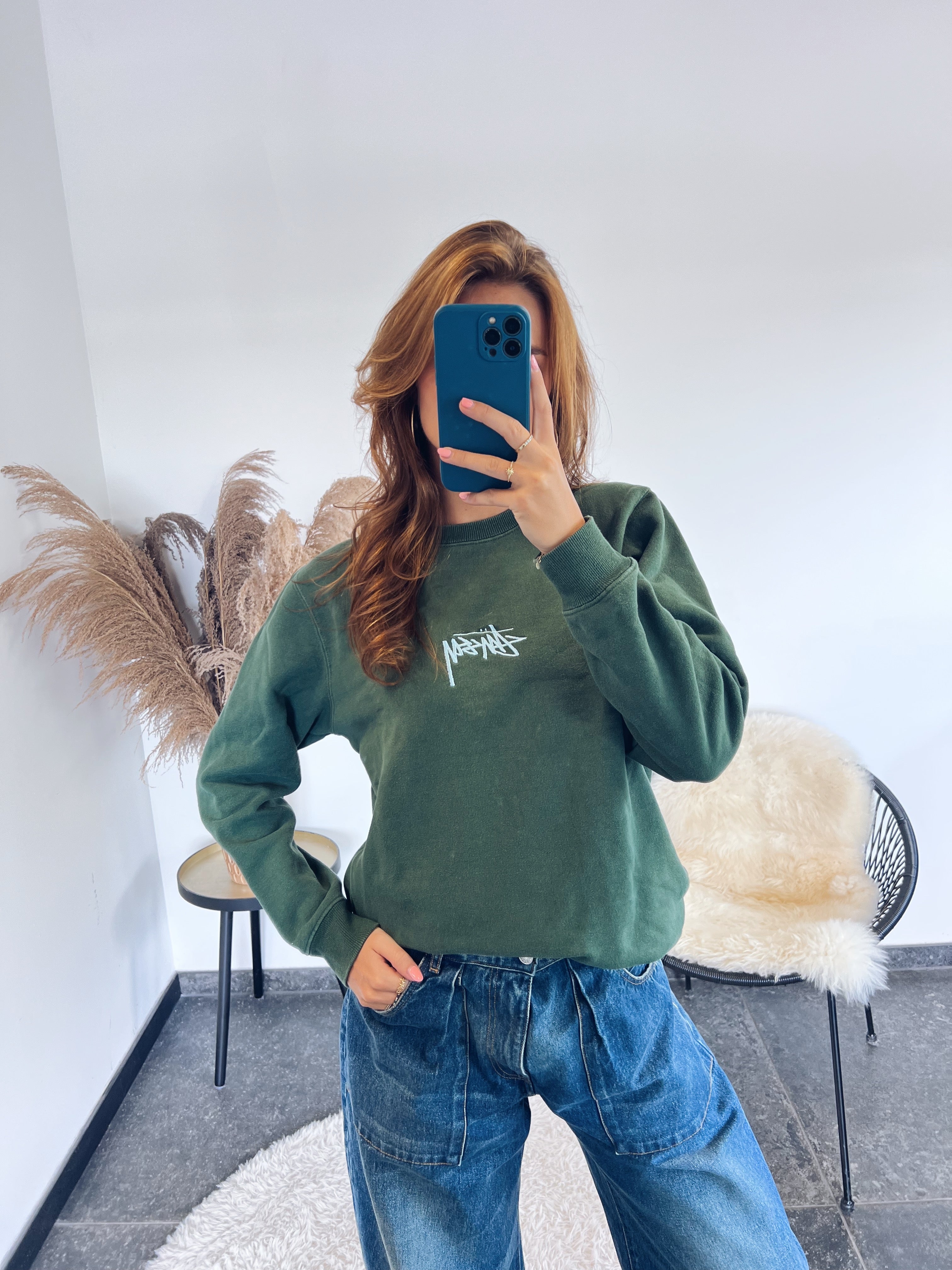 Stüssy sweater